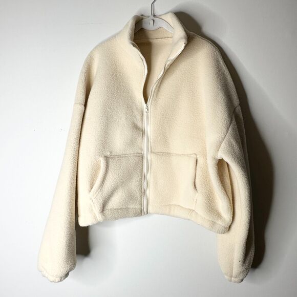 Fleece Cropped Jacket Women XL Beige Off White Kangaroo Pocket Zip Front NWOT - Picture 3 of 7